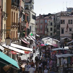 Affittacamere Ca' Pozzo ***